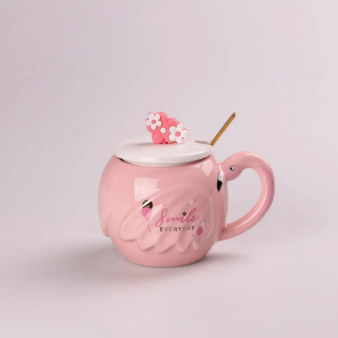 Чашка керамічна Flamingo 500мл з кришкою і ложкою чашки для кави Smile – купити в Україні недорого