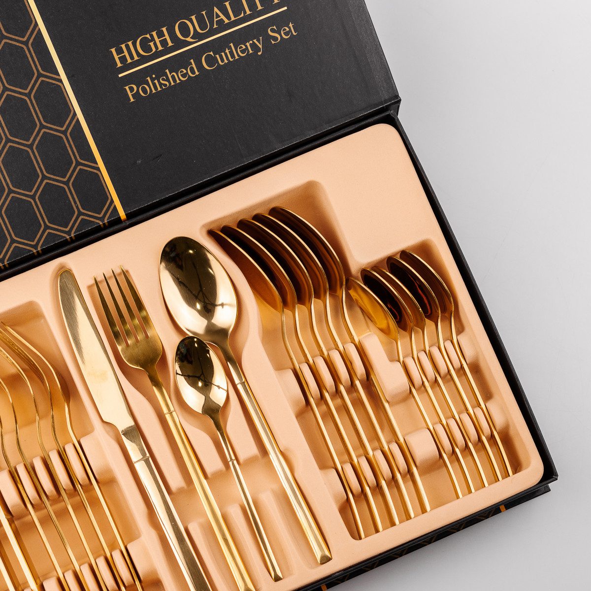Набір столових приборів із нержавіючої сталі на 6 персон 24 штуки столовий набір Золотистий_HP9695_Milantium_3