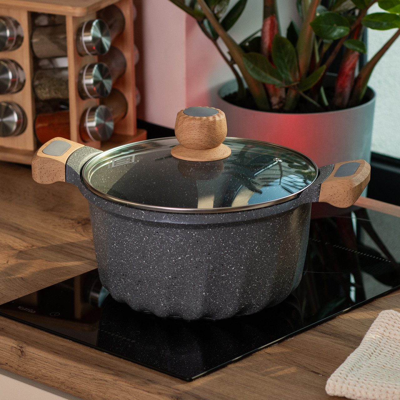 Алюминиевая кастрюля о&кстати;емом 5 литров с крышкой Ø 24 см з мармуровим антипригарним покриттям MGC сіра HP-4-433G_HP-4-433G_Milantium_5