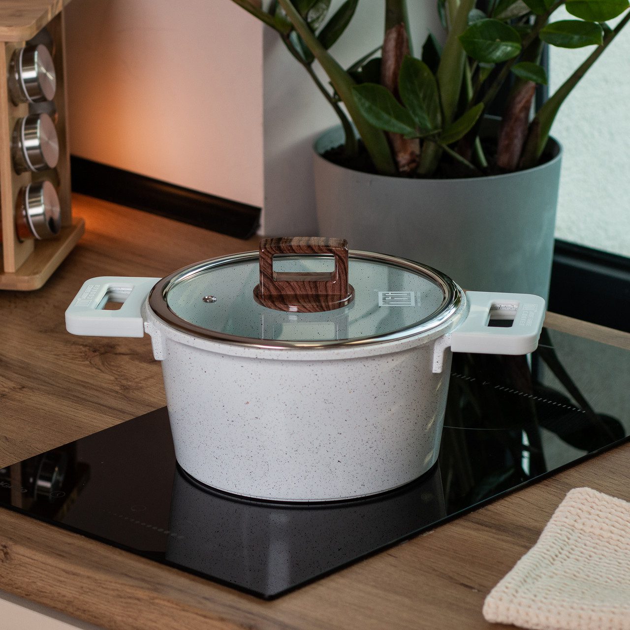 Алюминиевая кастрюля с керамическим покрытием не -стабильного Ø 24 см Біла MGC HP-4-441_HP-4-441_Milantium_5