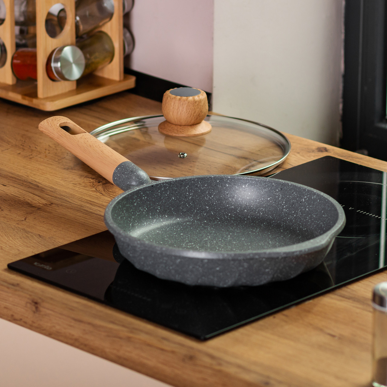 Алюминиевая сковорода 1