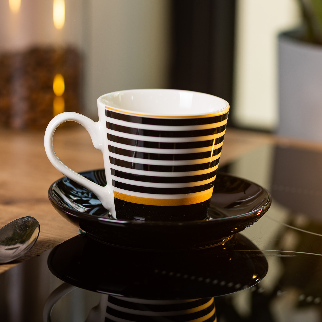 Керамическая чашка с черным блюдцем 200 (мл) для чая и кофе Lugi_RX-N24708B_Milantium_2