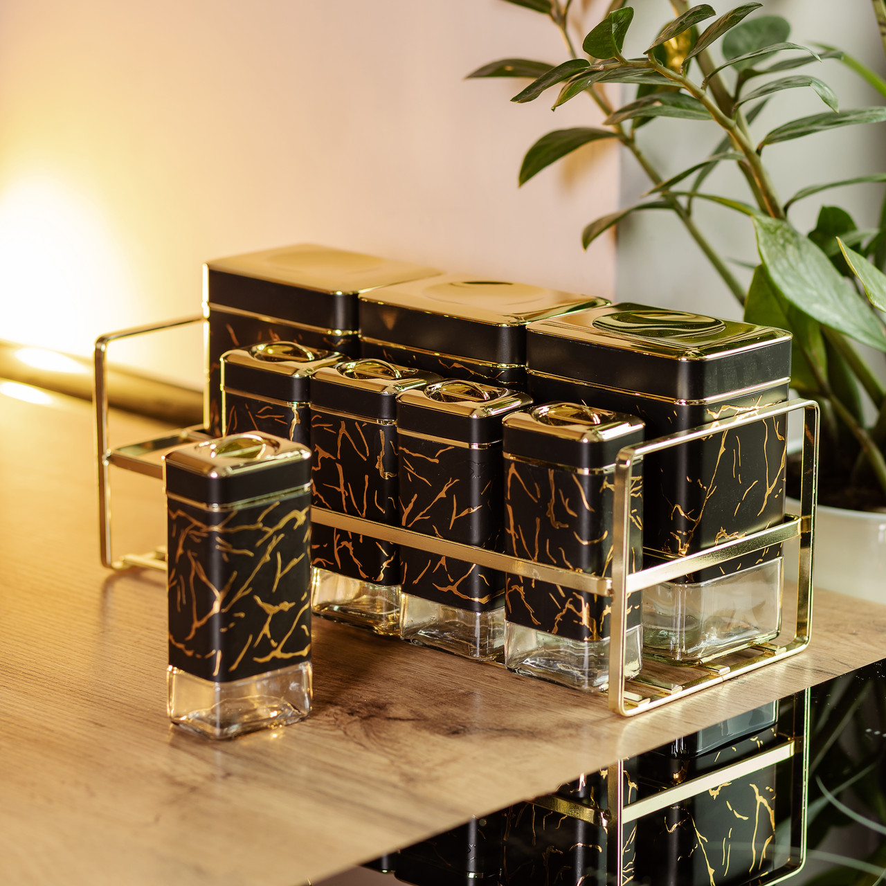 Набір для приправ та спецій на підставці 8 штук з кришками Чорний HP-1364_HP-1364_Milantium_6