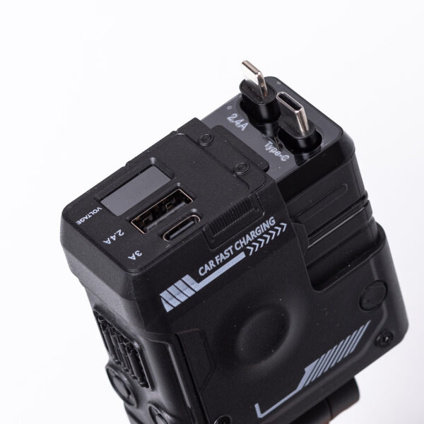 Автомобільний зарядний пристрій MECHA з висувними кабелями та портами USB/Type-C Чорний HP-A1B_HP-A1B_Milantium_2