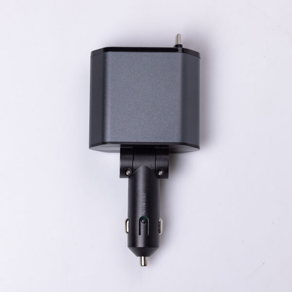Автомобільний зарядний пристрій з висувними кабелями та портами USB-A/USB-C HP-C1_HP-C1_Milantium_2