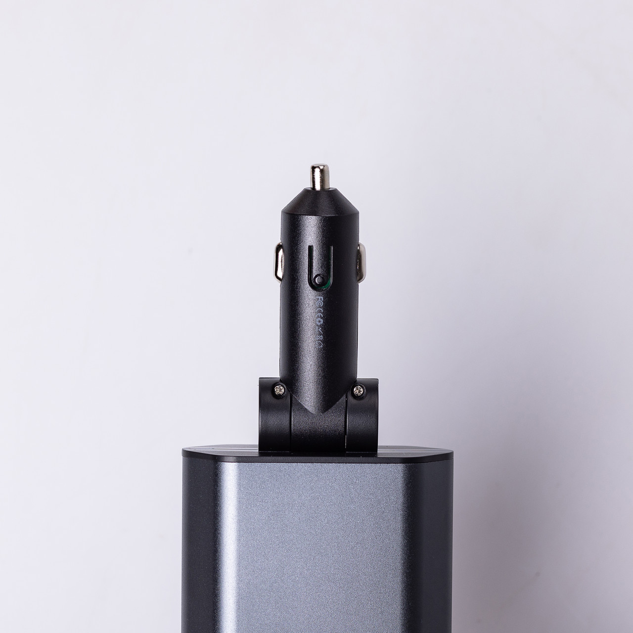 Автомобільний зарядний пристрій з висувними кабелями та портами USB-A/USB-C HP-C1_HP-C1_Milantium_4