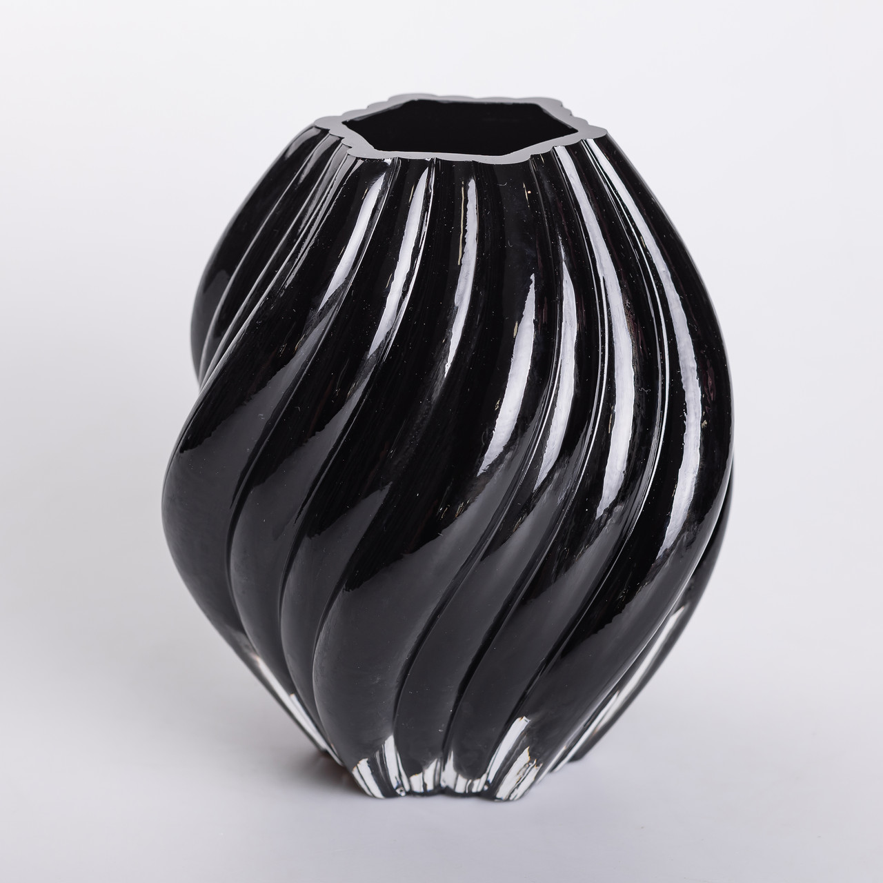 Декоративна скляна ваза для квітів 22.5 см фігурна ваза 3 л Чорна_HP-10-5_Milantium_2