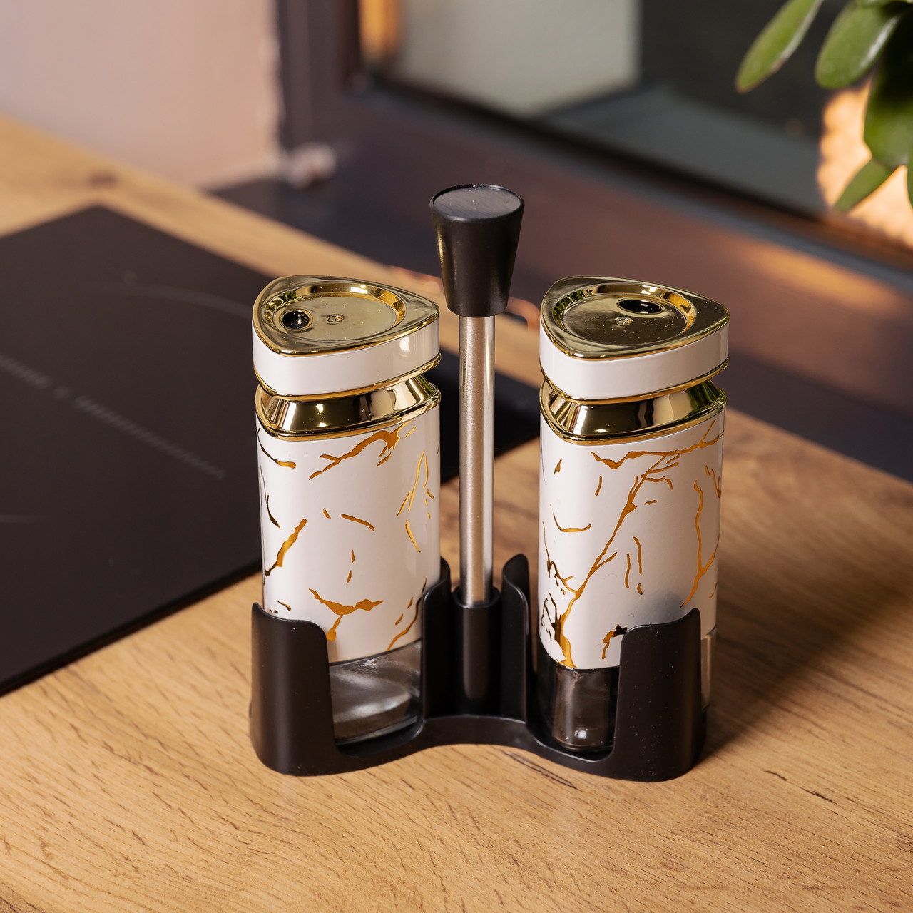 Набір для спецій на підставці солонка і перечниця по 120 мл Білий HP-1329_HP-1329_Milantium_4