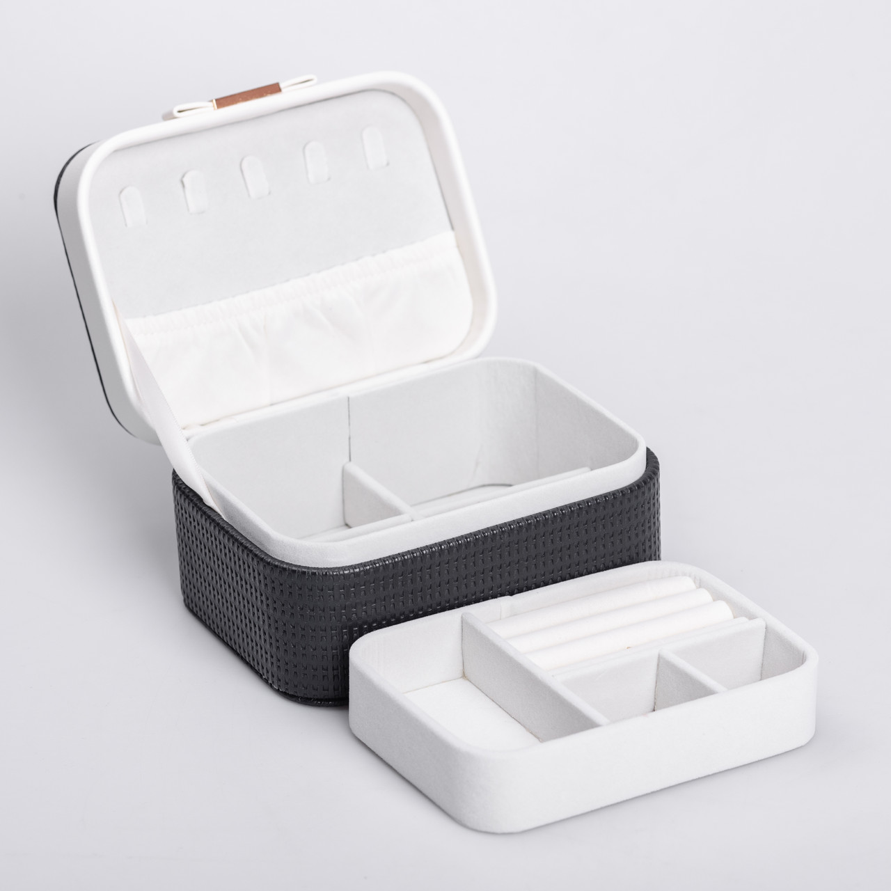 Скринька для прикрас з еко шкіри 15.5×11.5×8.5 ​​органайзер для ювелірних виробів HP-5-37B_HP-5-37B_Milantium_3