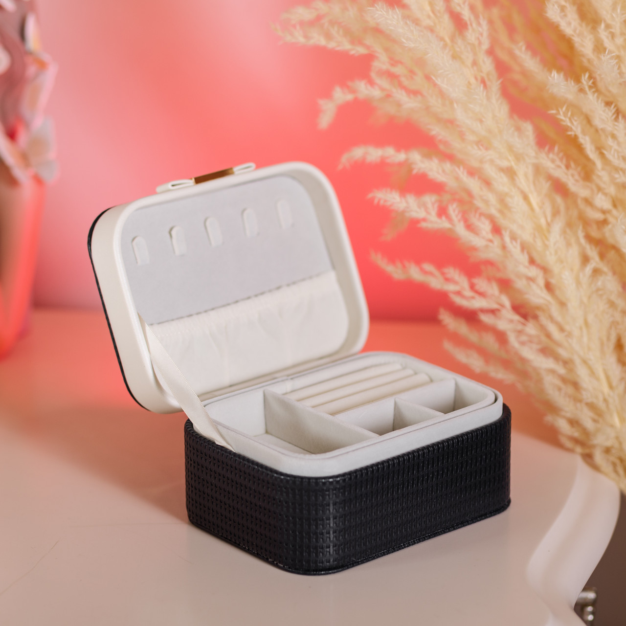 Скринька для прикрас з еко шкіри 15.5×11.5×8.5 ​​органайзер для ювелірних виробів HP-5-37B_HP-5-37B_Milantium_6