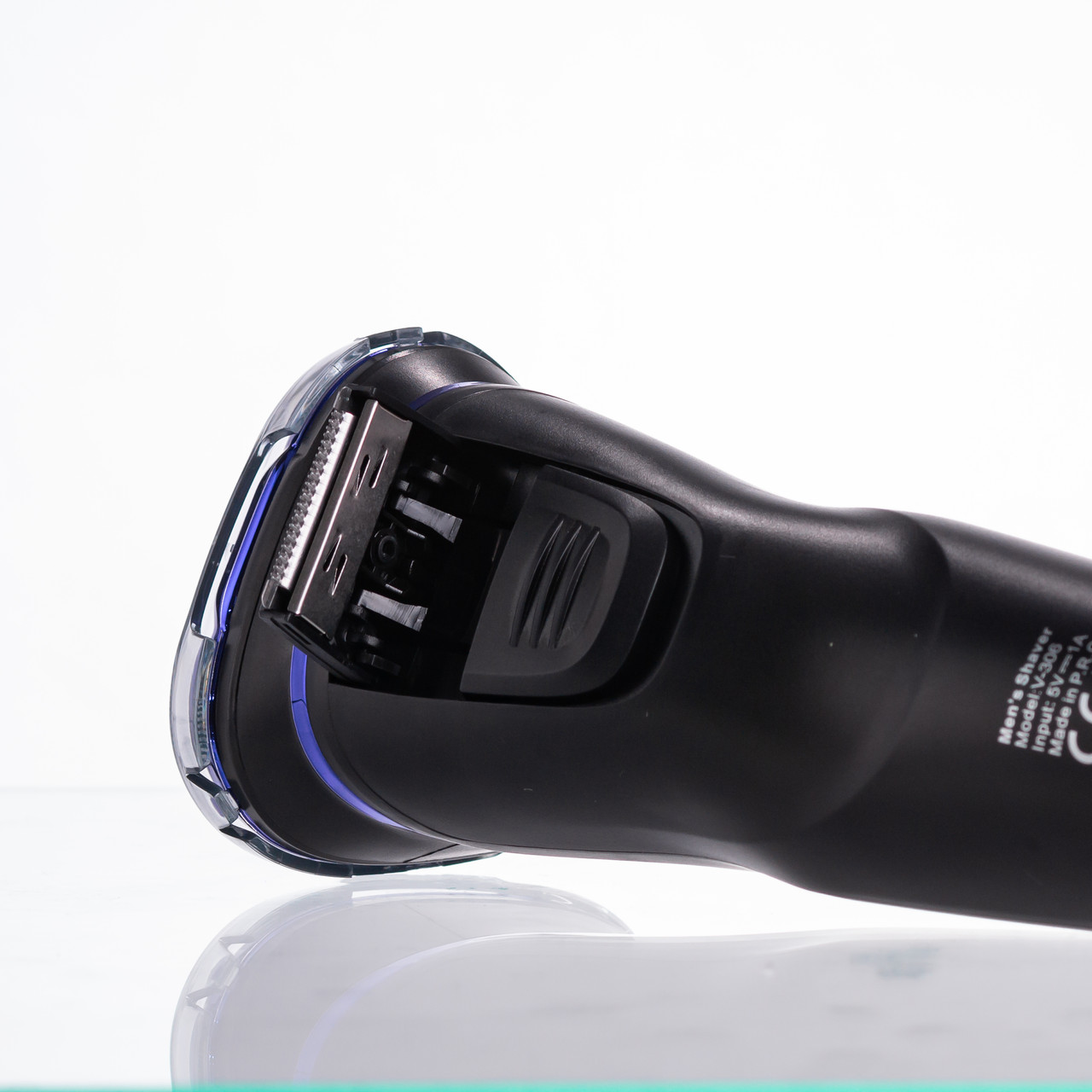 Електробритва чоловіча з LED-дисплеєм професійна VGR V-306_HP-V-306_Milantium_7