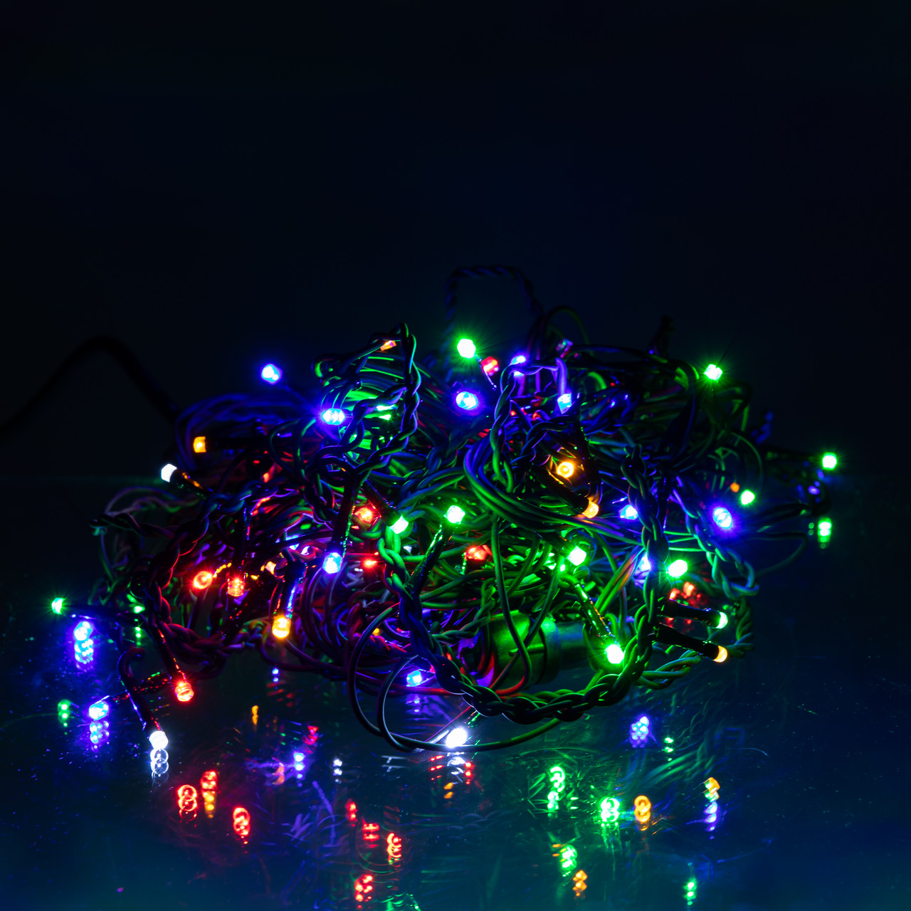 Новорічна гірлянда вулична Бахрома 6 м 105 LED чорний провід Мультиколор 6МBML – купити в Україні недорого